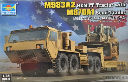 01055   1/35 M983A2 HEMTT Tractor with M870A1 Semi-Trailer