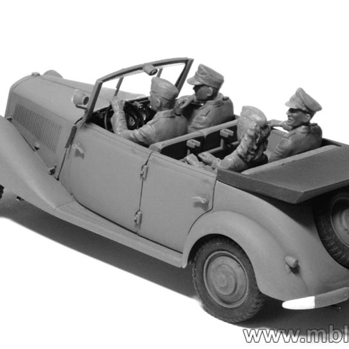 mb3570 1/35 &#039;Fräulein, What are you doing today?&#039; German Military Men WWII era