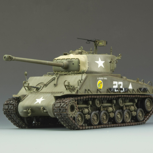 RM5028 1/35 M4A3E8 Sherman w/Workable Track Links