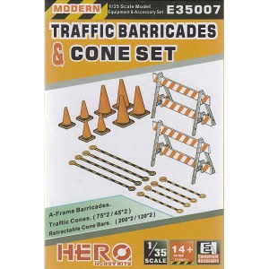 E35007  1/35 Traffic Barricades &amp; Cone Set