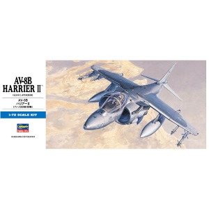 00449 D19 1/72 AV-8B Harrier II