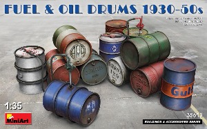 35613 1/35 Fuel and Oil Drums 1930-50s