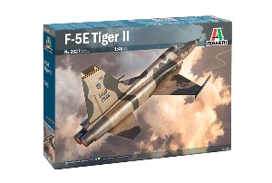 2827  1/48 F-5E Tiger II