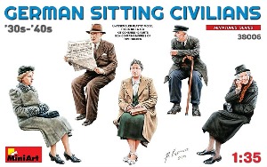 38006   1/35 German Sitting Civilians 30s-40s