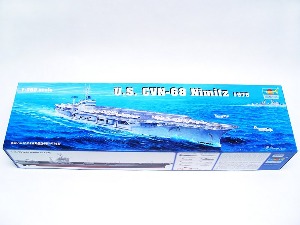 05605  1/350 U.S. CVN-68 Nimitz aircraft carrier 1975