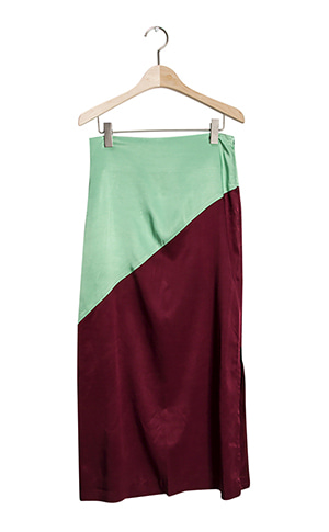 Diagonal Line Coloring Long Skirt