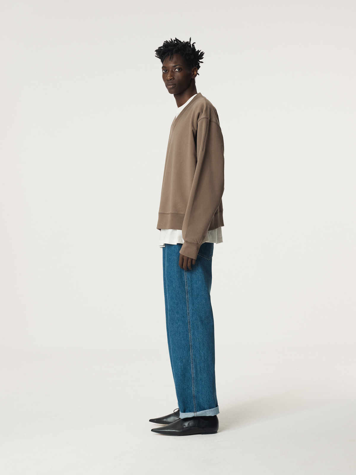 RECTO | BACK LOGO V-NECK SWEATSHIRT