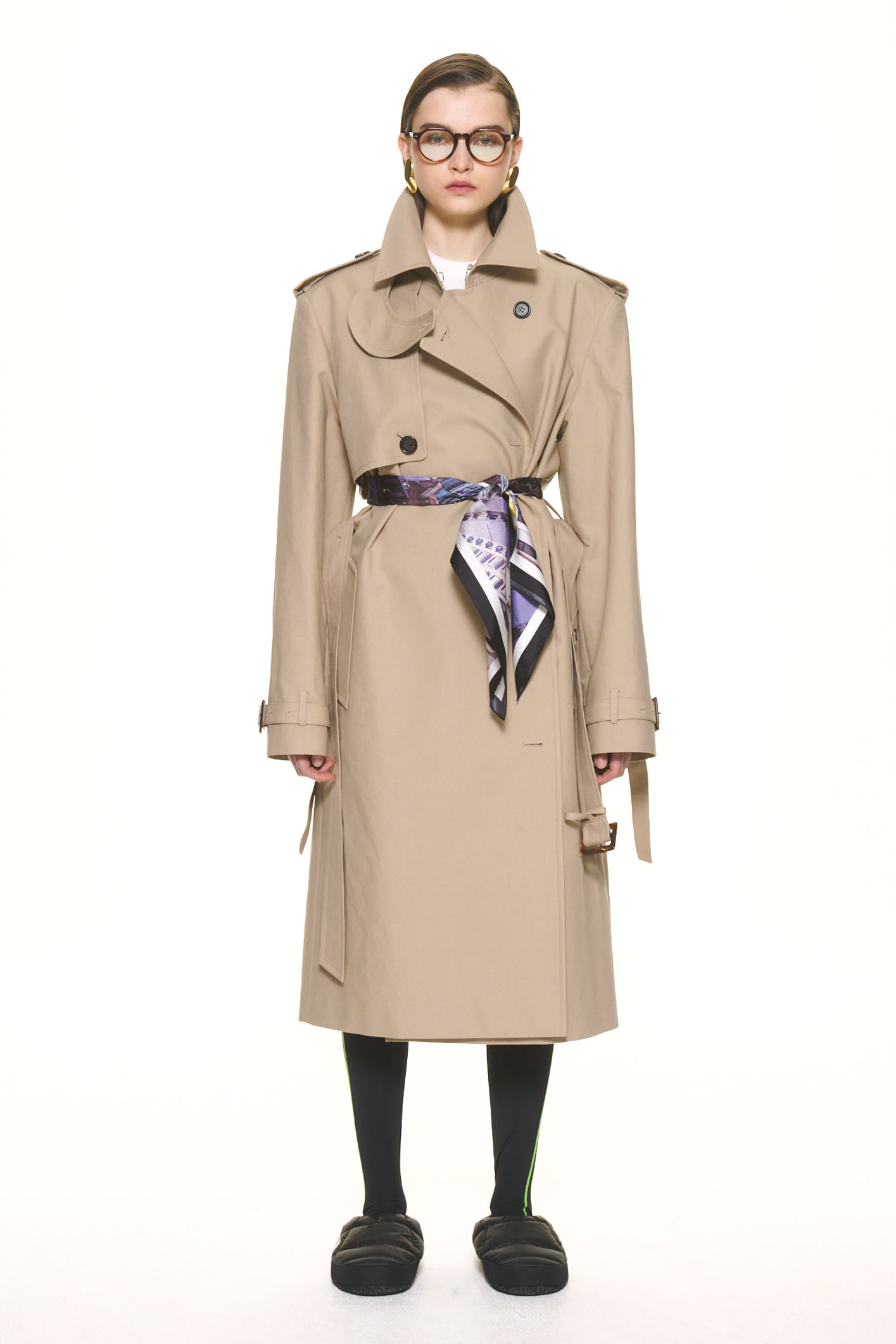 FW22 BEIGE BUTTON DETAIL TRENCH COAT - PUSHBUTTON