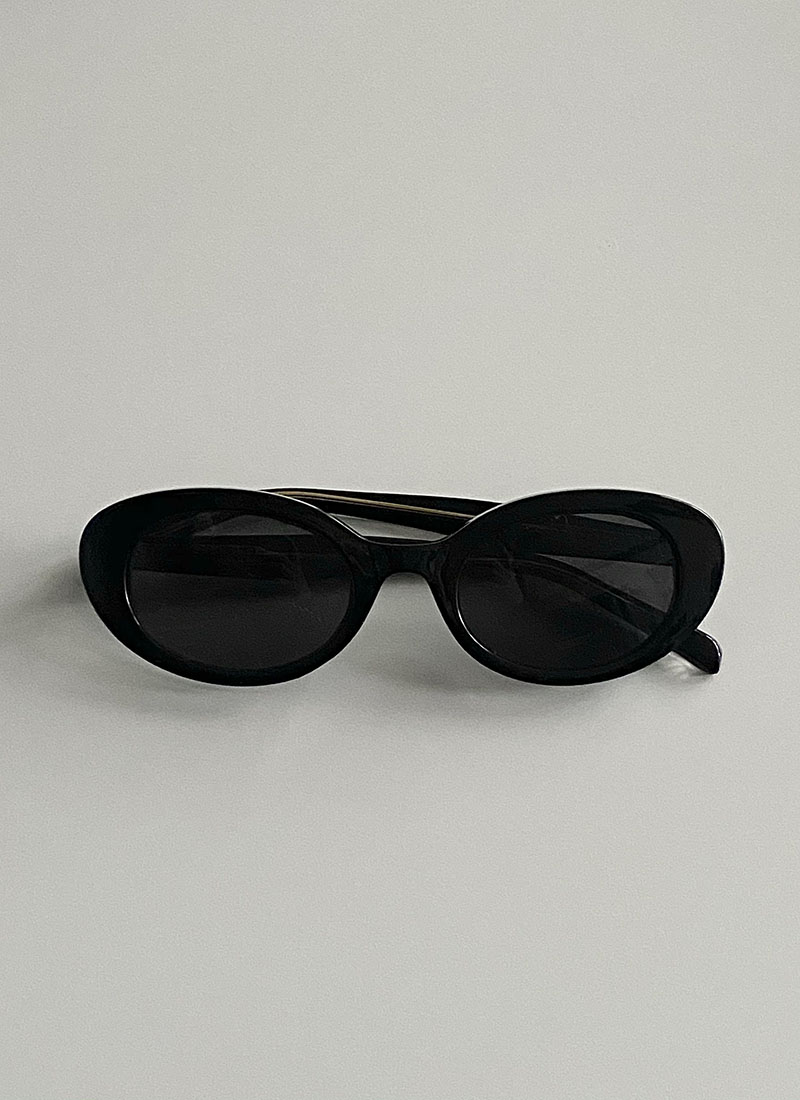 Angle sunglasses