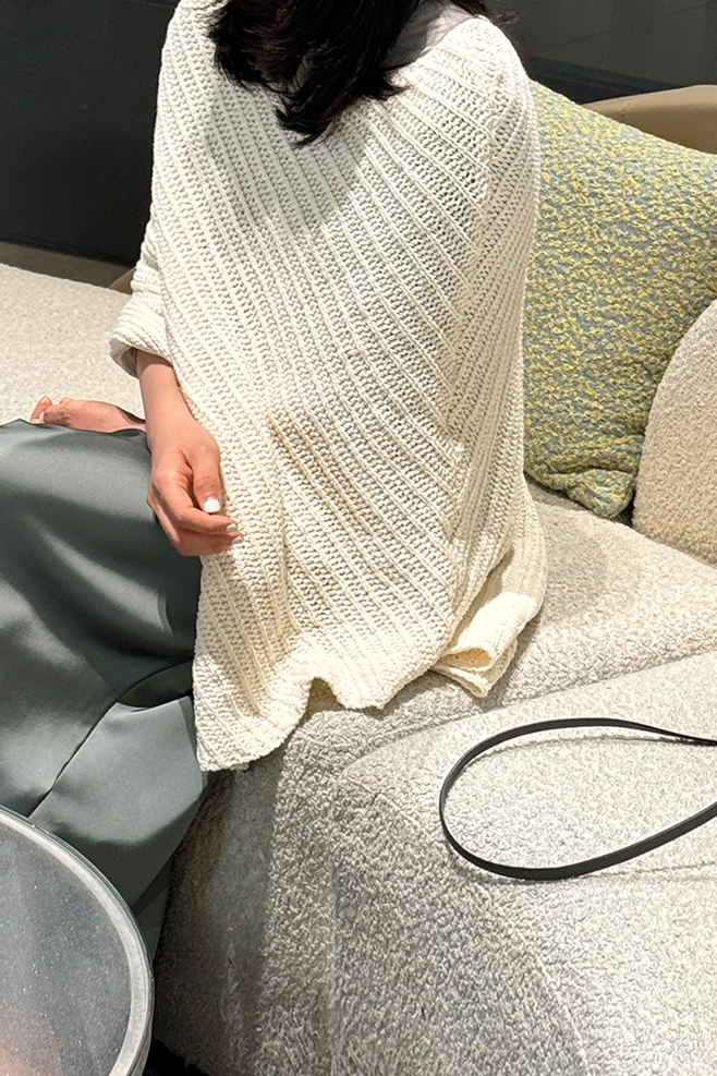Ronker cape knit