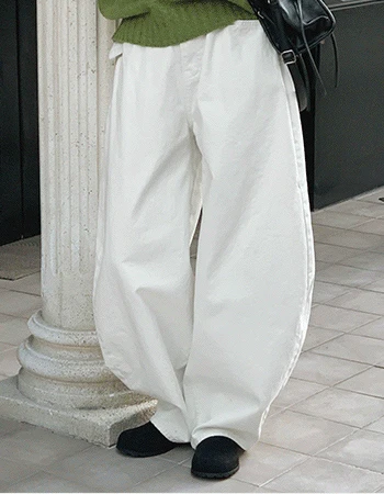 [탈부착스트랩]핀포인트 커브드핏와이드팬츠