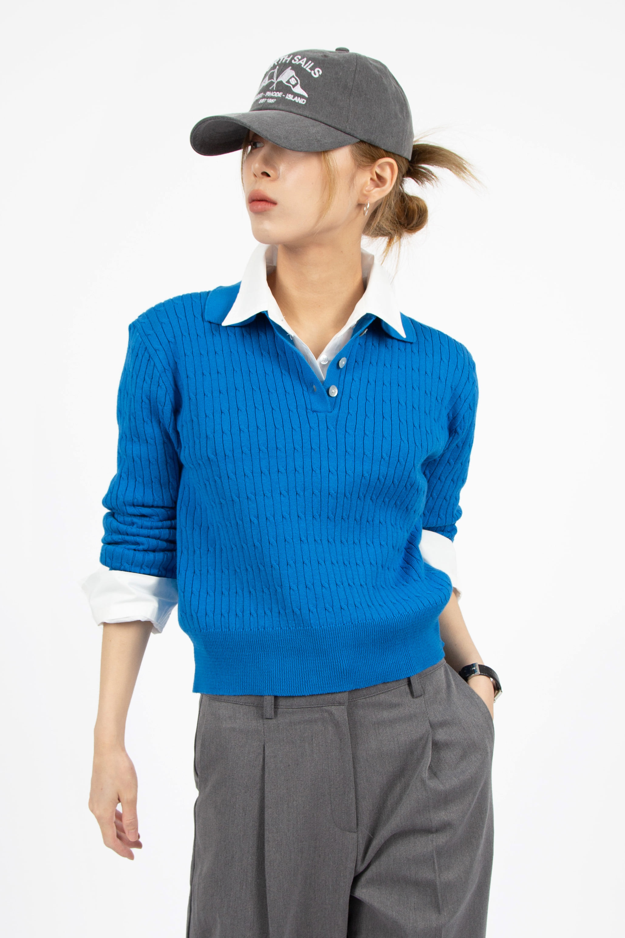 CABLE COLLAR KNIT