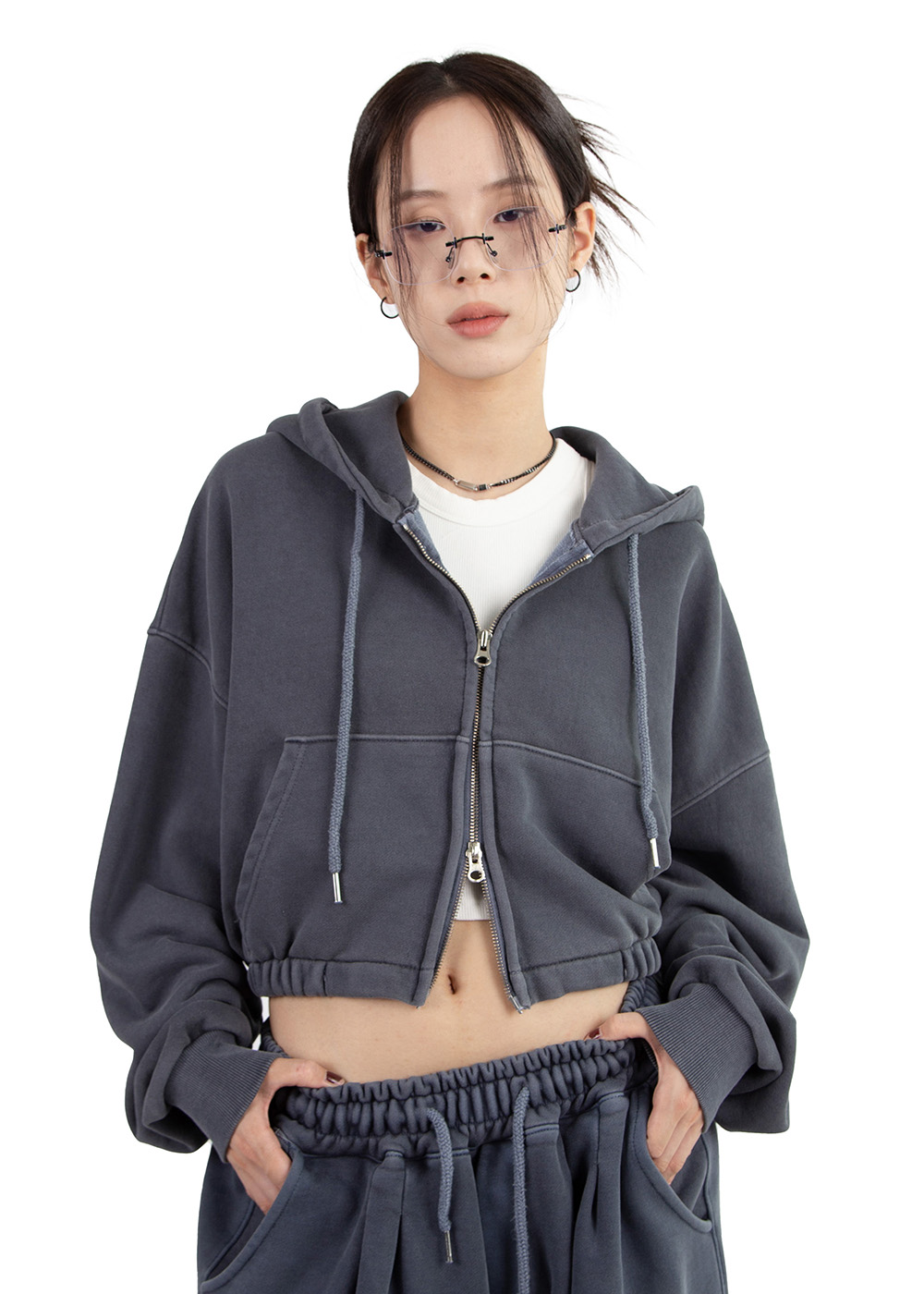 PIGMENT CROPPED HOODIE *일주일 소요*