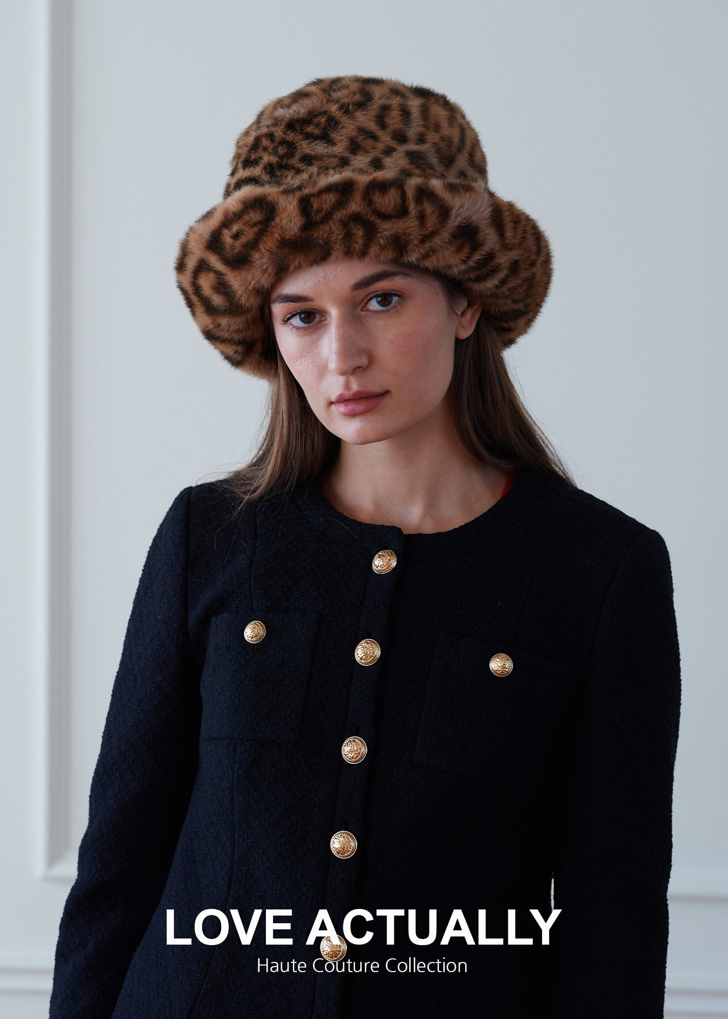 Queen&#039;s Elegant Haute Couture Faux Fur Bretton, Leopard 여왕의 우아한 오뜨꾸띄르 퍼 브레통, 레오파드