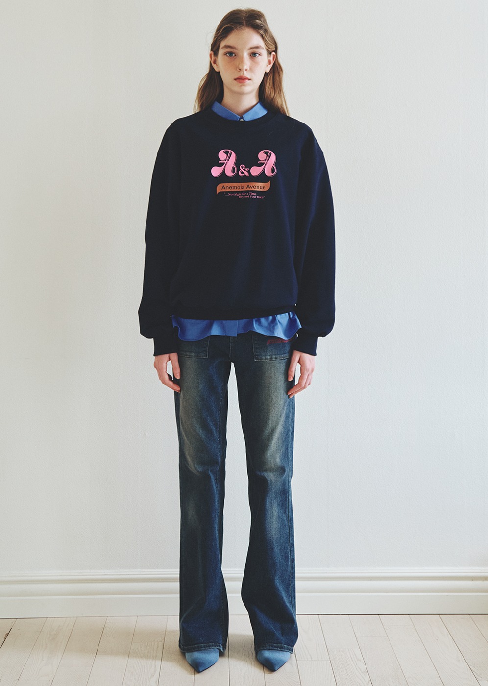 Anemoia graphic Sweatshirt [NAVY]Anemoia graphic Sweatshirt [NAVY]로씨로씨