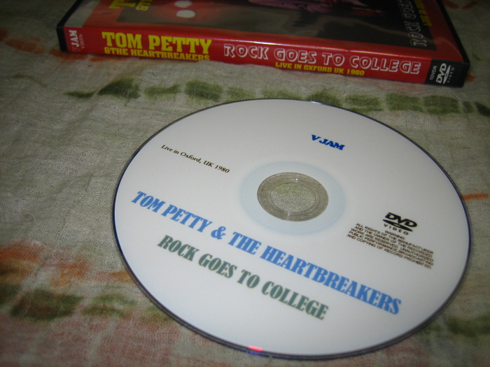 TOM PETTY & HEARTBREAKERS - ROCK GOES TO COLLEGE (1DVD) - rzrecord