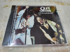 ozzy osbourne cry wolf