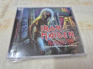 IRON MAIDEN - rzrecord