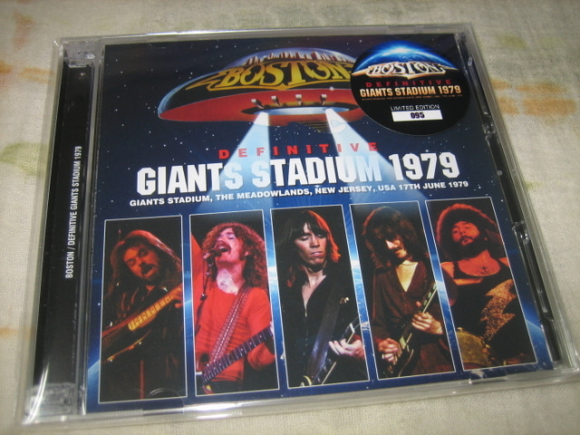 BOSTON - DEFINITIVE GIANTS STADIUM 1979 (DVD + CD , BRAND NEW) - rzrecord