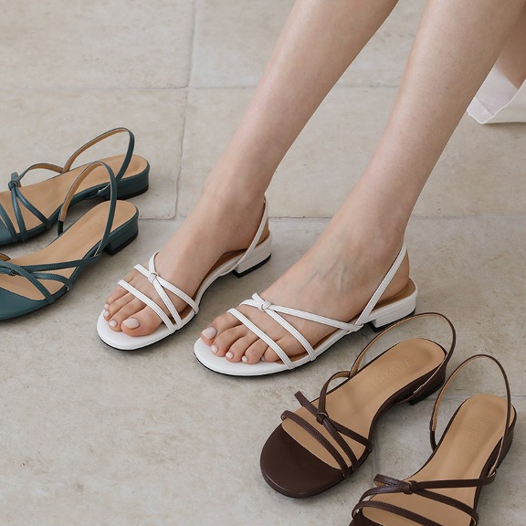 Rhaelin Round Strap Sandals (2cm)