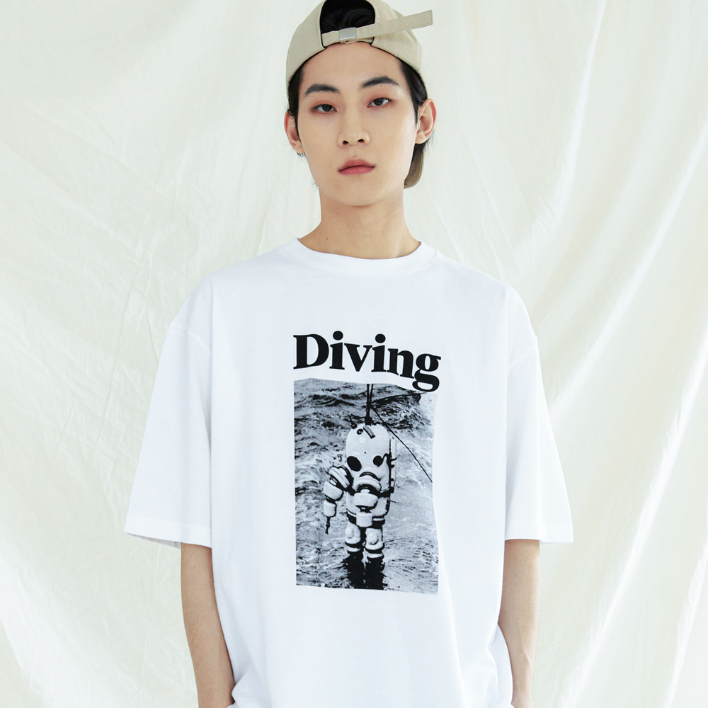 DIVING GRAPHIC T-SHIRTS WHITE