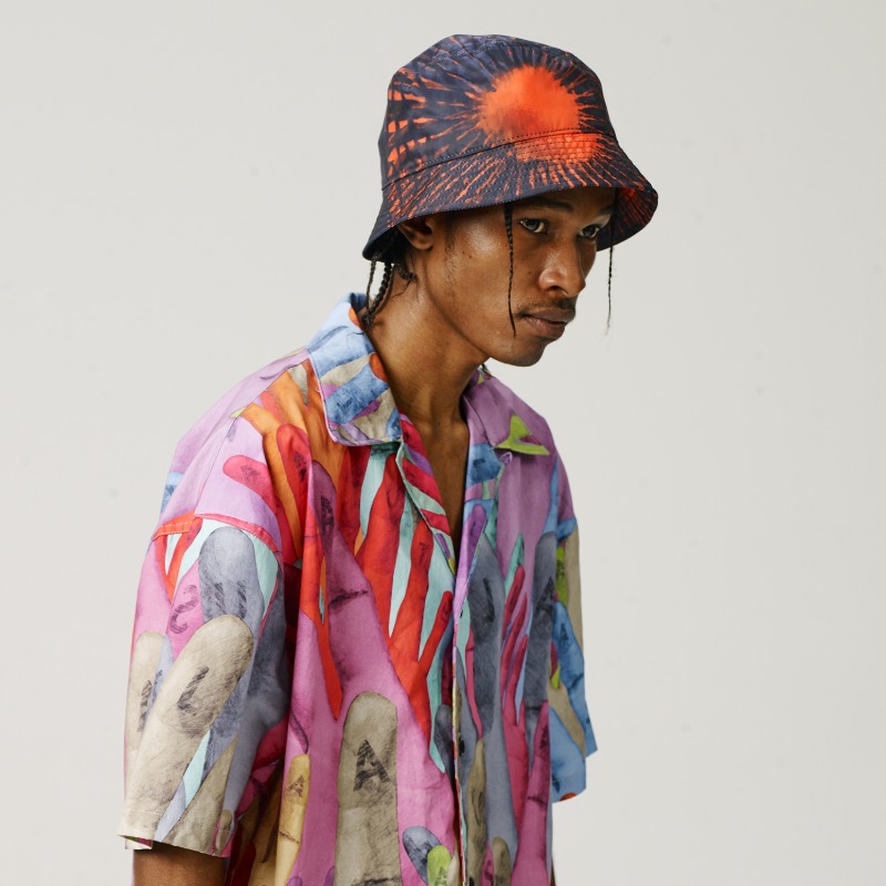 [SALUTE : 살루트] Tie Dyed Graphic Bucket Hat Red