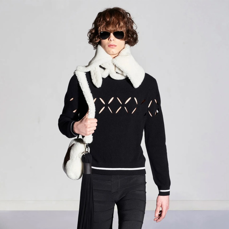 [STEFAN COOKE : 스테판 쿡] Slashes cut-out detail fine wool crewneck sweater black