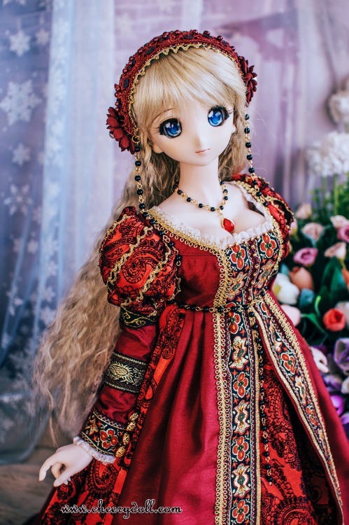European Dress 96- a bewitching smile (red)