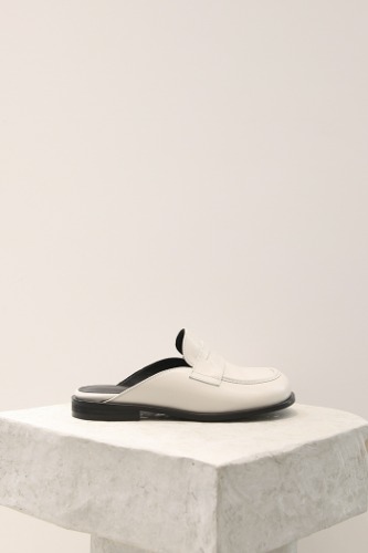 Chiara Backless Loafers Leather Ivoryblanc sur blanc blanc sur blanc 블랑수블랑 디자이너 슈즈