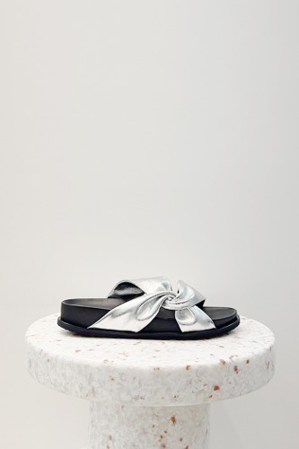 Melissa Slides Leather Silverblanc sur blanc blanc sur blanc 블랑수블랑 디자이너 슈즈