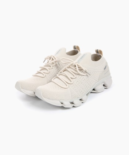 [First 100 people] Velop running shoes Tibart Ivory