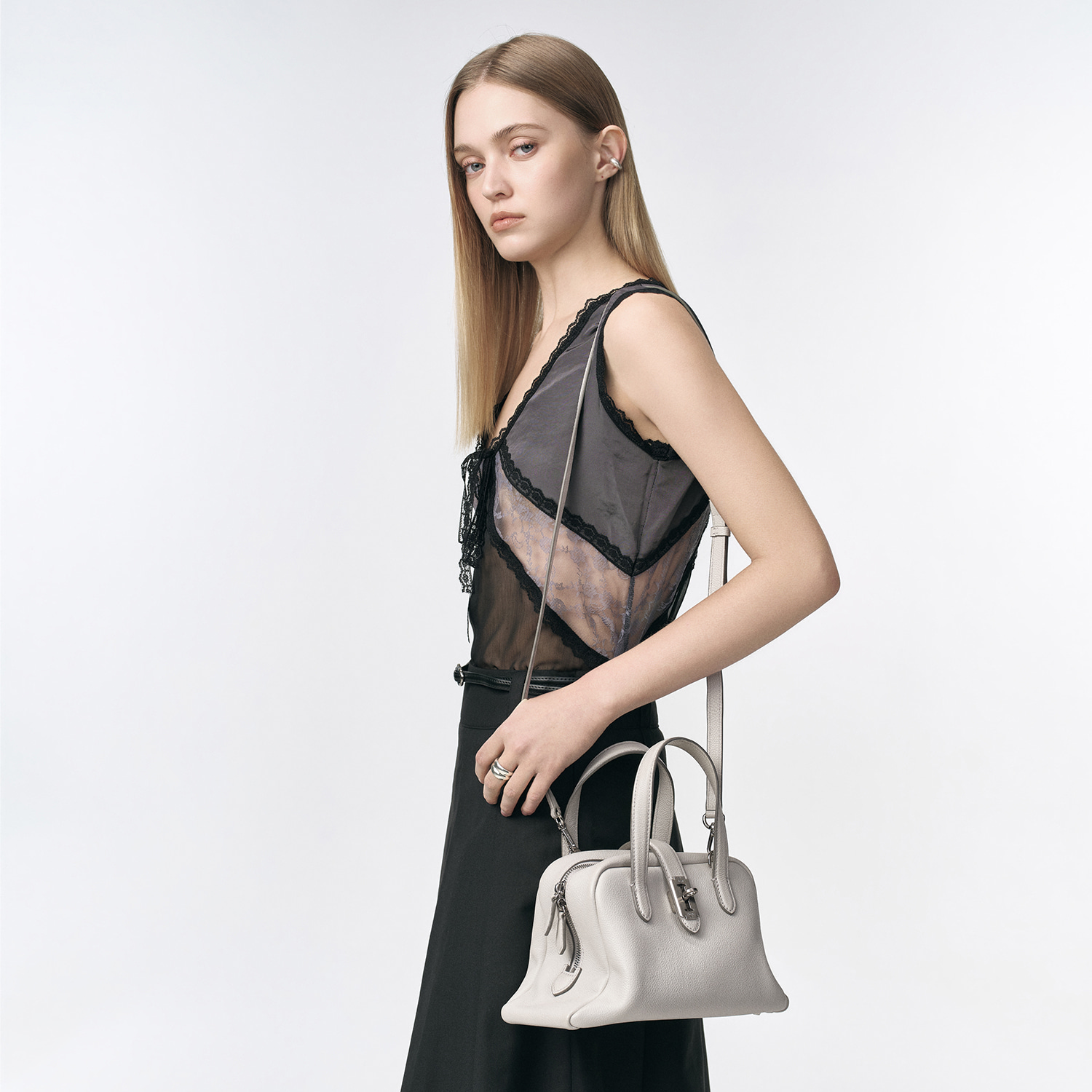 vunque | Toque tote S Light beige