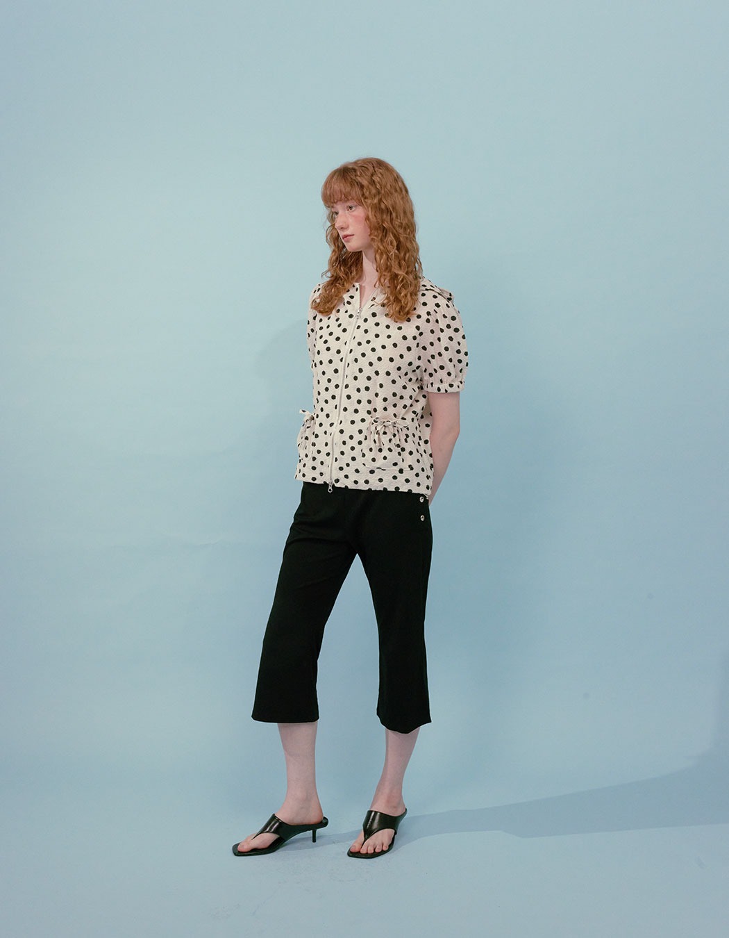 【Loulouseoul】25ss Button Capri Pants LOULOUSEOUL Button Capri Pants - Brown | International Store
