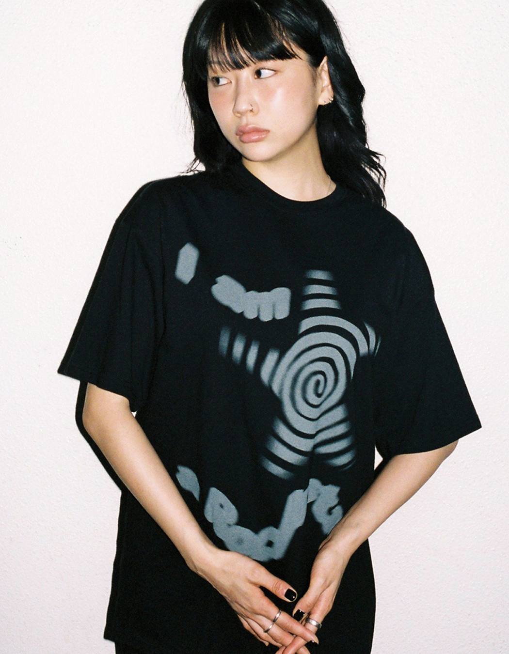 WEBHOUSE☆Twister Rockstar Tee WEBHOUSE Twister Rockstar Tee - Black | International Store