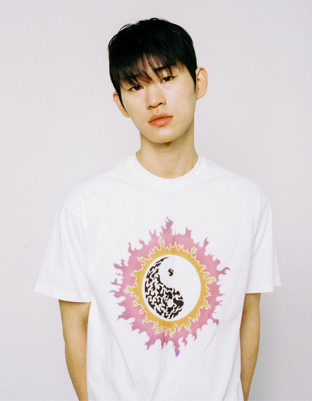 ★WEBHOUSE★ Sparkle Yin Yang Tee WEBHOUSE Sparkle Yin Yang Tee - White | 하이츠스토어