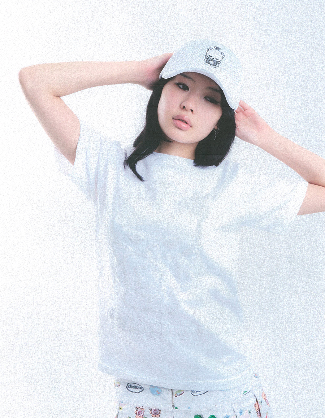 送料/関税込 ●SHALOM● HUG TSHIRT shalom Hug Tshirt - White | International Store