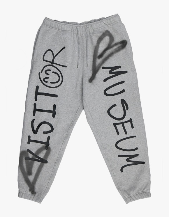 The Museum Visitor Visitor Heart Sprayed Jogger Pants - Grey | HEIGHTS | 하이츠 온라인 스토어