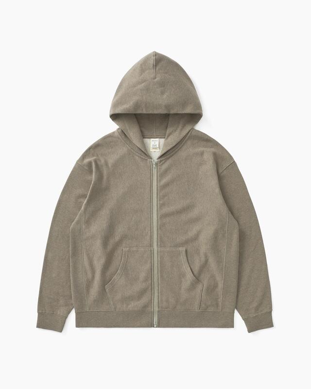 【Khakis】Full Zip Pocket Hoodie☆韓国☆日本未入荷☆ Khakis】Full Zip Pocket Hoodie☆韓国☆日本未入荷☆ (Khakis
