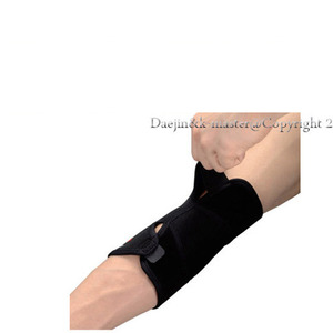 잠스트-팔꿈치-보호대-(Elbow-Sleeve)팔꿈치-통증-보호대용-골프-테니스-라켓운동-등