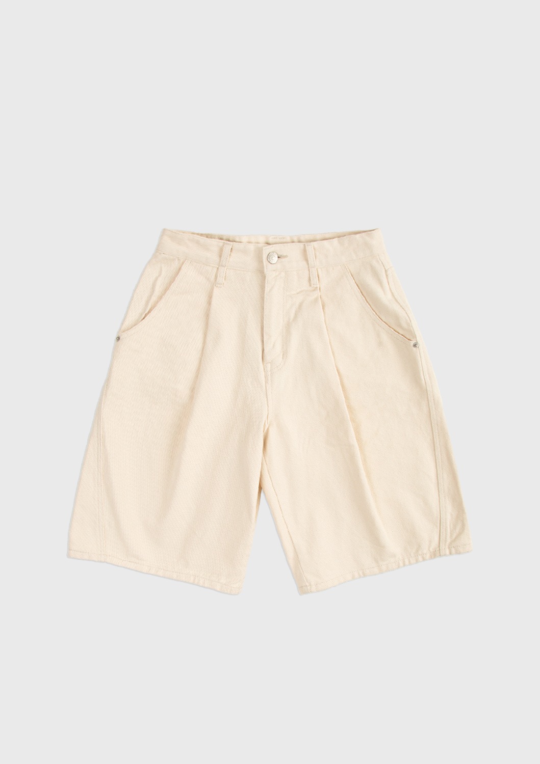 Mused Wide Bermuda Shorts - Natrual