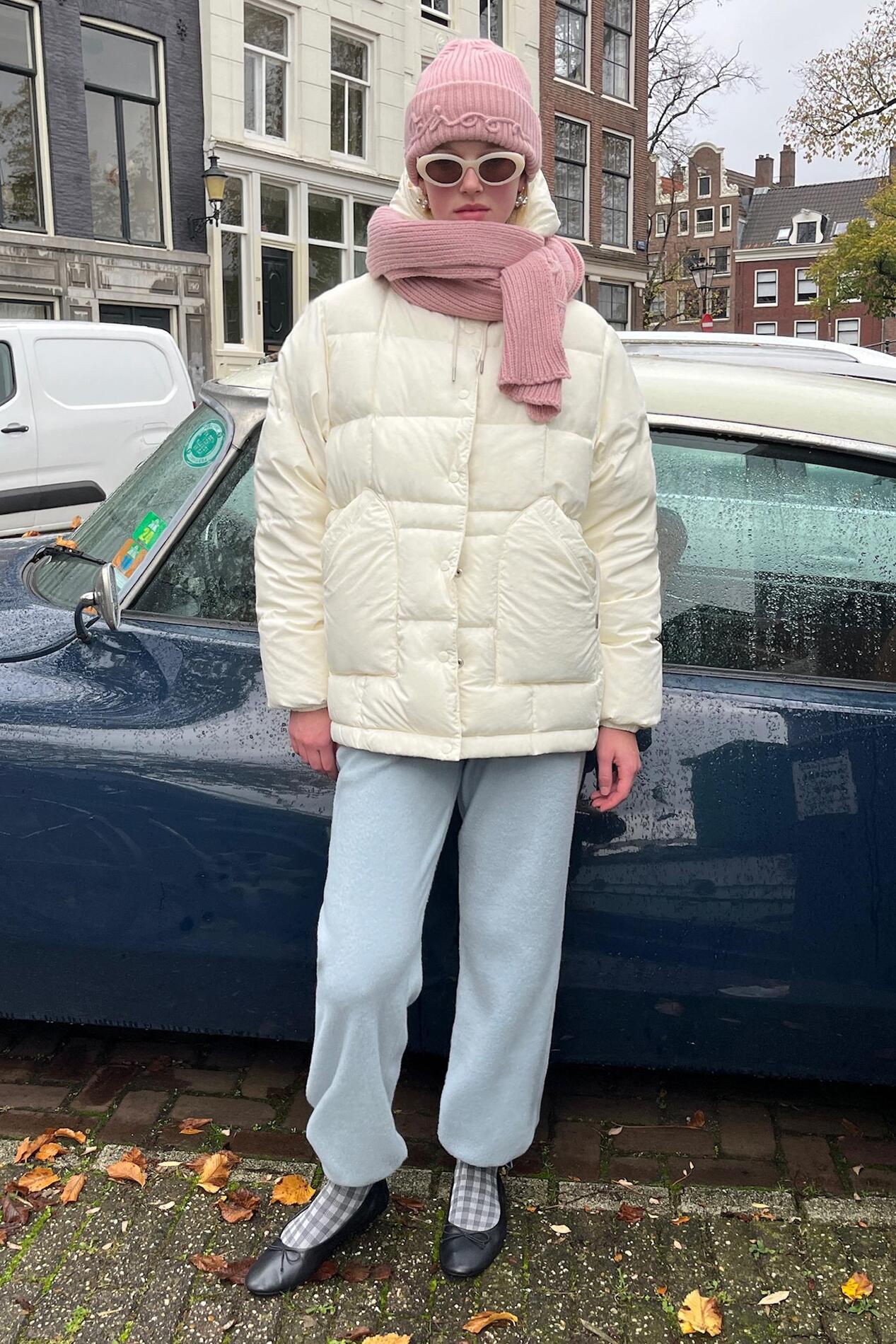 [Sinoon] HOODIE PUFFER ジャケット★新作・24AW★人気★韓国★ Sinoon] HOODIE PUFFER ジャケット☆新作・24AW☆人気☆韓国
