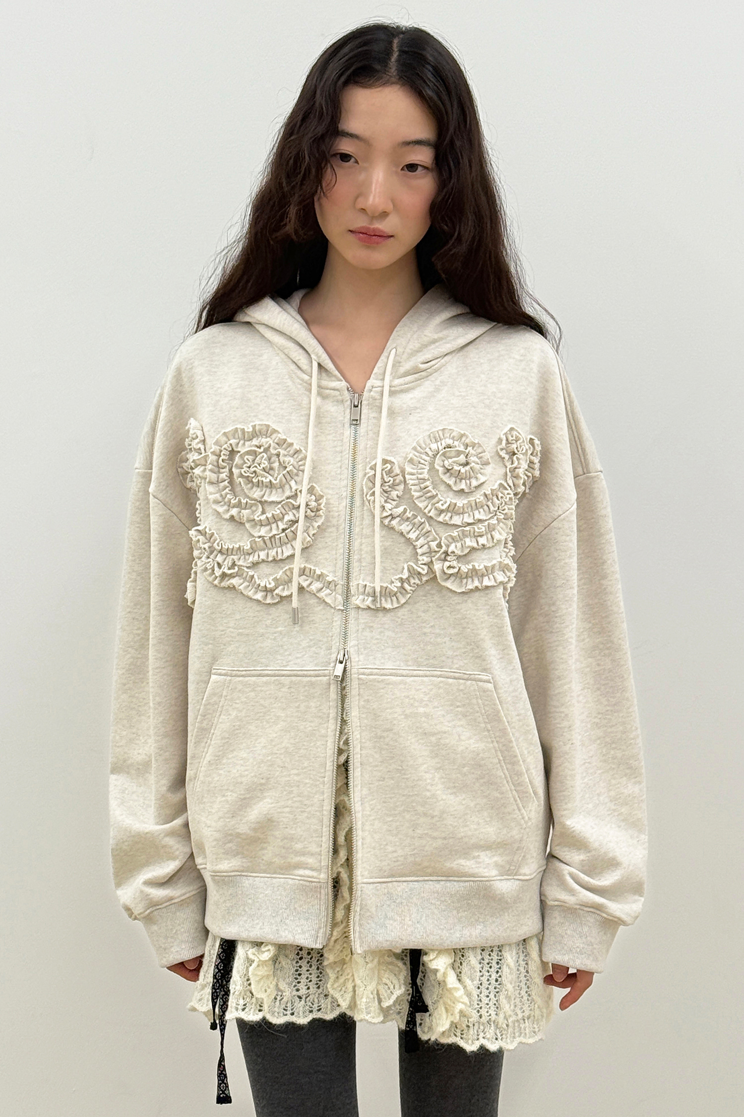 SINOON] 집업 Rose Frill Oversized-Fit Hooded Zip-Up 오트밀 | 집업
