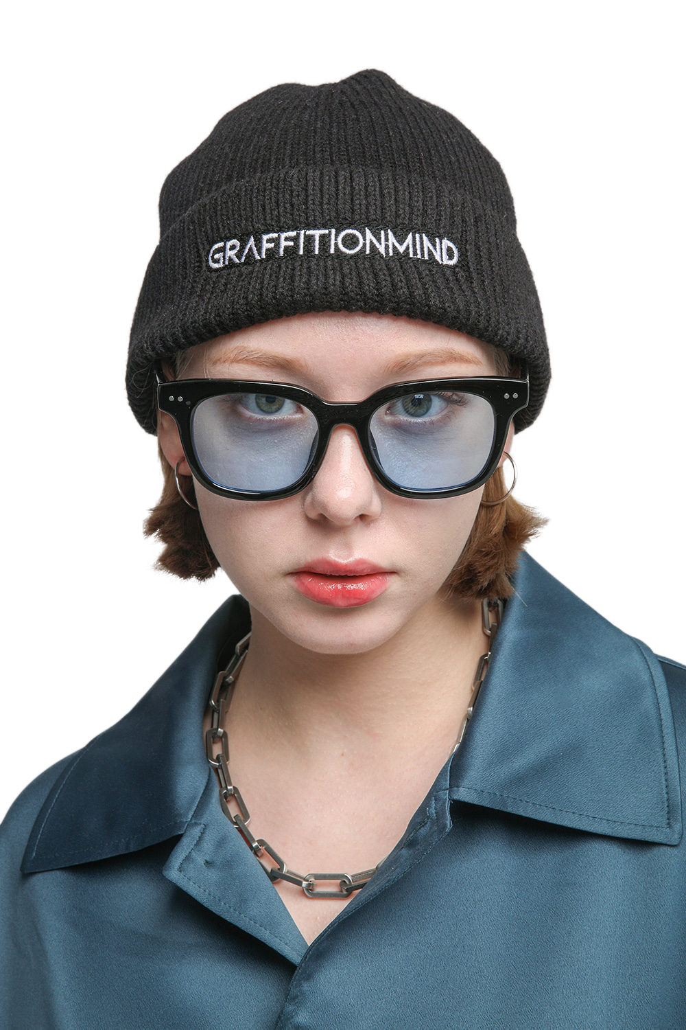 Embroidered Beanie (Black)GRAFFITIONMIND