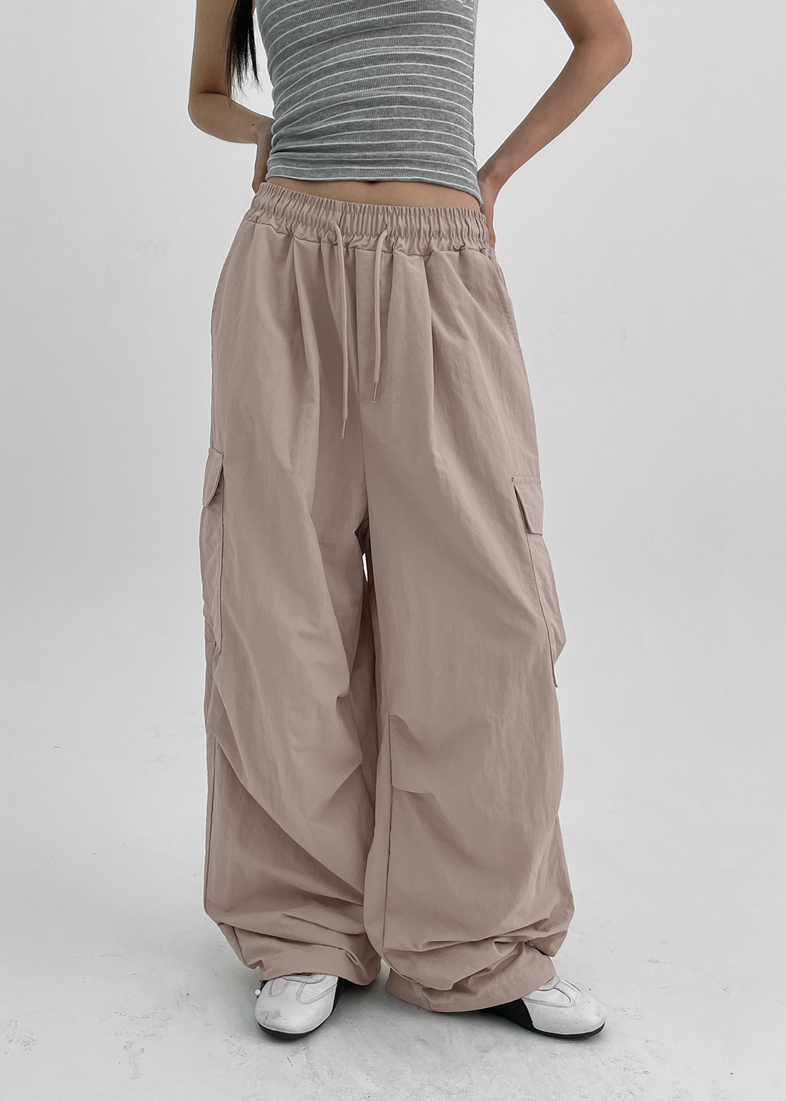【BLACKUP】Chica Nylon Cargo Pants UNISEX Chica Nylon Cargo Pants - BLACKUP