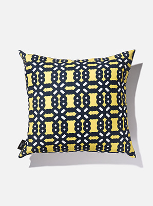 [MD &amp;P!CK] &amp;STORE CUSHION COVER BOLD YELLOW