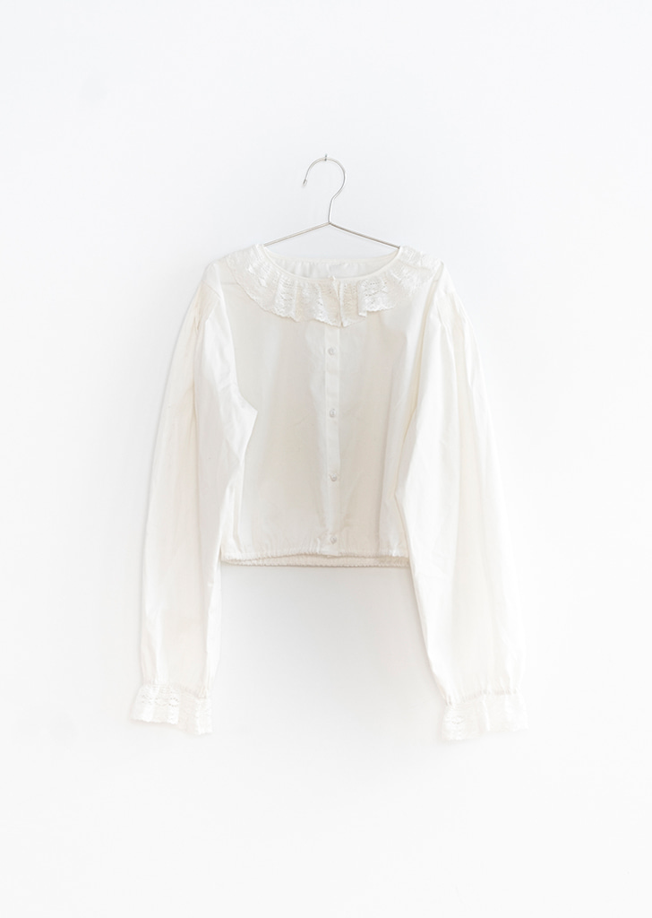 FK:: Crop Romantic Blouse (W22-001) - White
