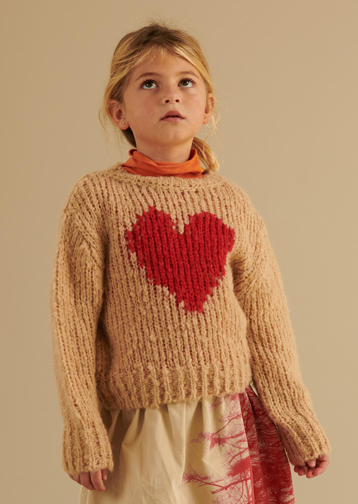 23203 Sweater With Heart - Beige   #253