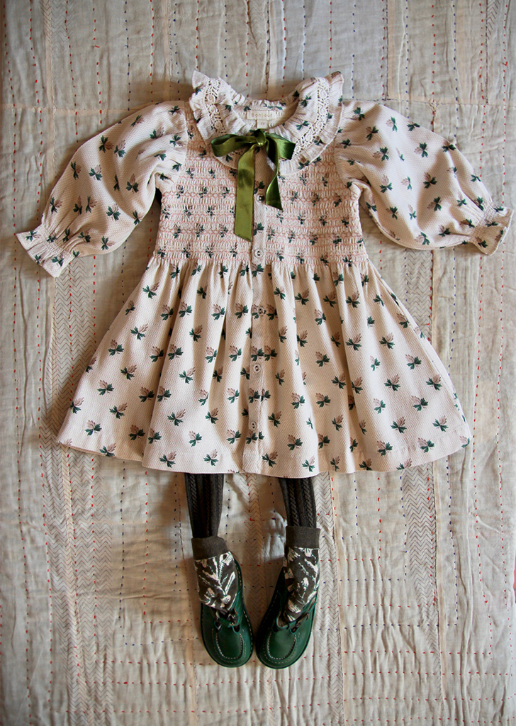 GLORIA せつな DRESSwoodland floral hazel 3-5y