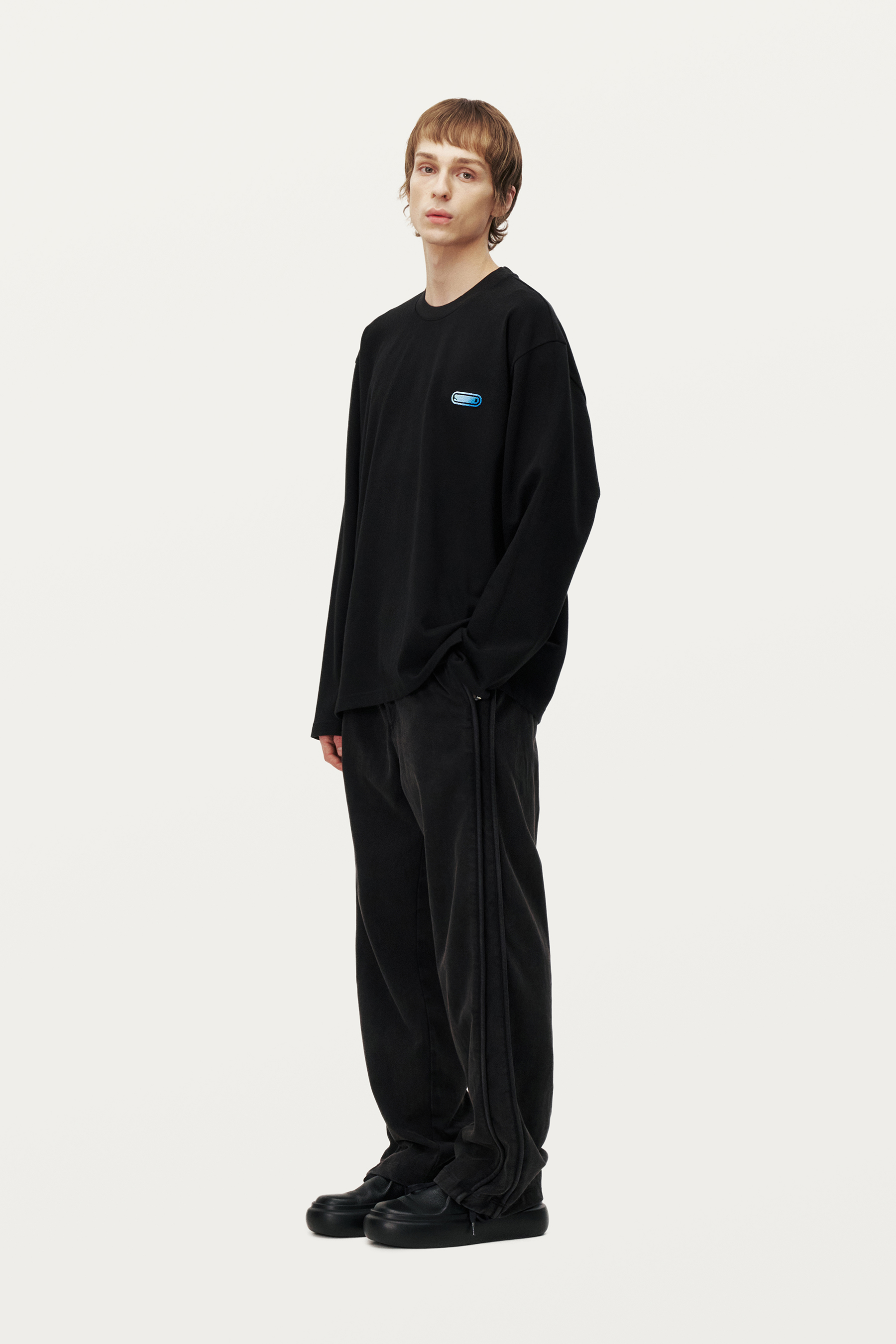 Black Long Sleeve Gradient Soft Back Logo T-Shirt - SOLIDHOMME.COM 