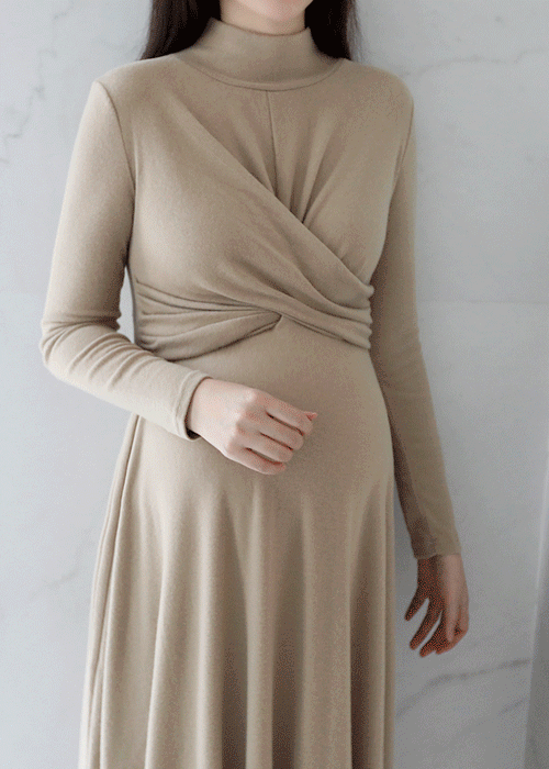 Maternity wear* Twisted Polar Dress Outer raising